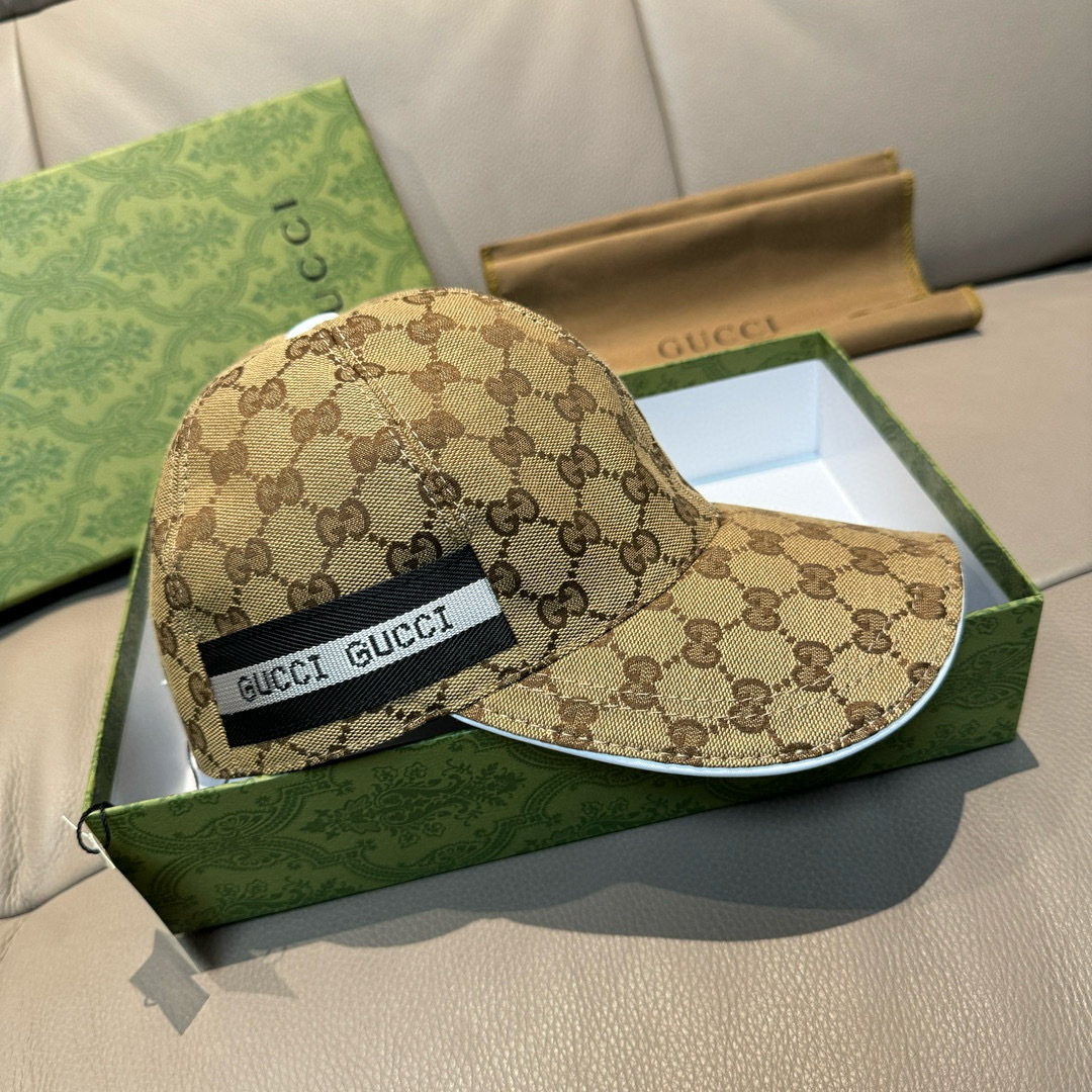 
配盒子布袋，Gucci(古奇)春夏新款原单棒球帽， logo织带，11开模订制，原版帆布料+头层牛皮，