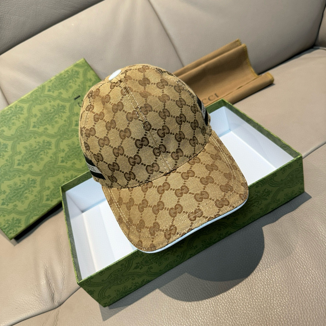 
配盒子布袋，Gucci(古奇)春夏新款原单棒球帽， logo织带，11开模订制，原版帆布料+头层牛皮，