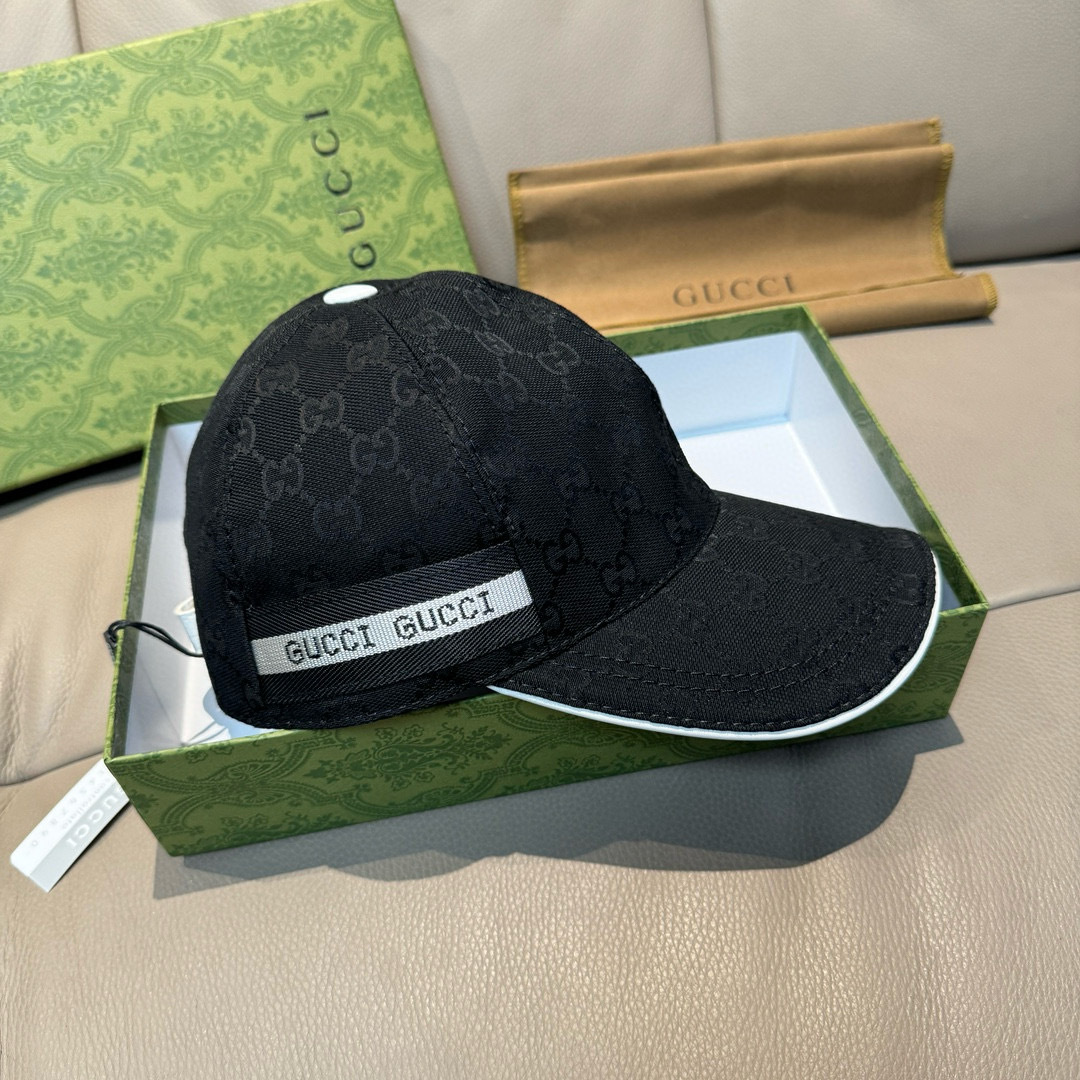 
配盒子布袋，Gucci(古奇)春夏新款原单棒球帽， logo织带，11开模订制，原版帆布料+头层牛皮，