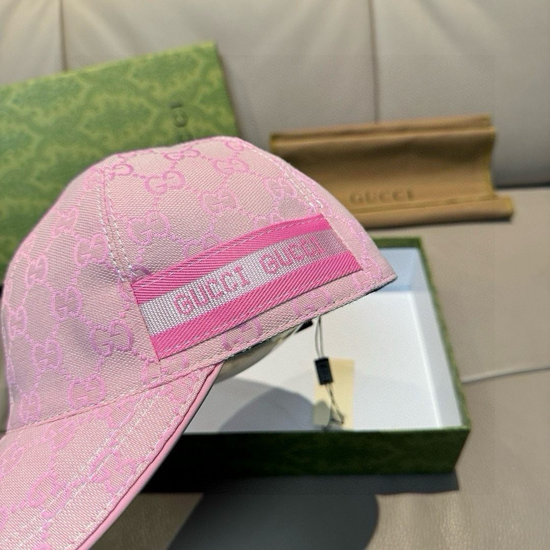 
配盒子布袋，Gucci(古奇)春夏新款原单棒球帽， logo织带，11开模订制，原版帆布料+头层牛皮，