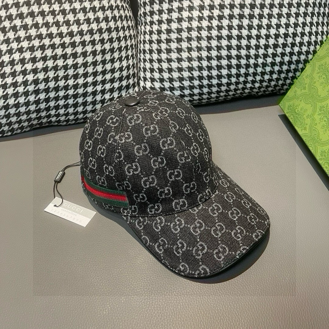 
配盒子布袋，Gucci(古奇)经典原单棒球帽，双G牛仔提花，复古设计，专柜11开模订制！原版牛仔布料+