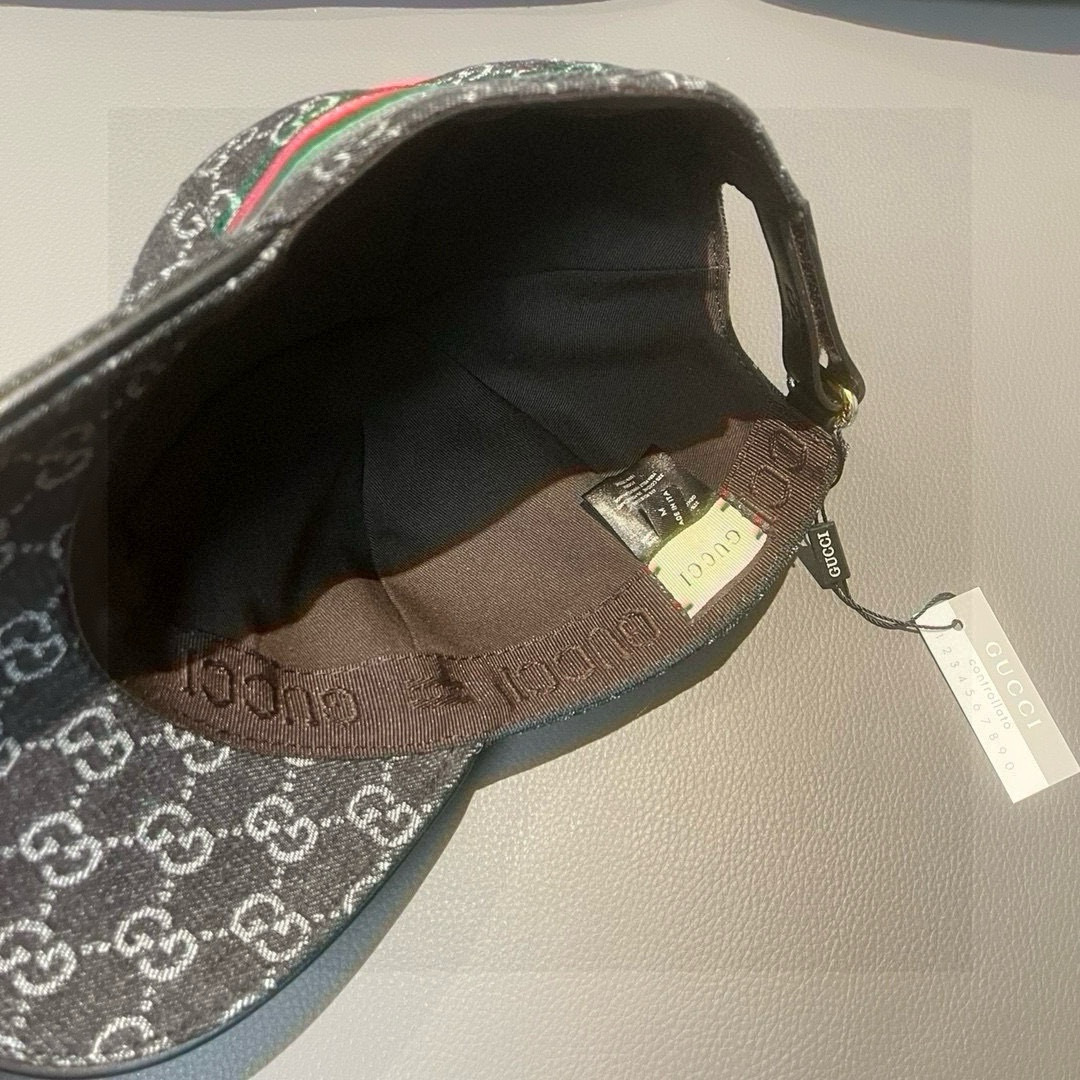 
配盒子布袋，Gucci(古奇)经典原单棒球帽，双G牛仔提花，复古设计，专柜11开模订制！原版牛仔布料+