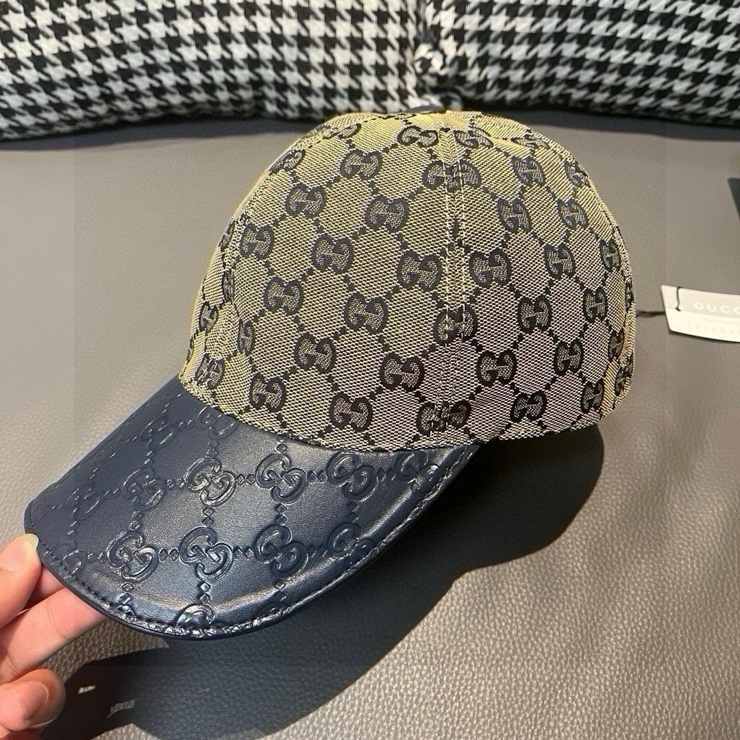 
配盒子布袋，Gucci(古奇)经典原单棒球帽，小双G牛皮拼接，11开模订制，质量超赞！帽檐头层牛皮压花