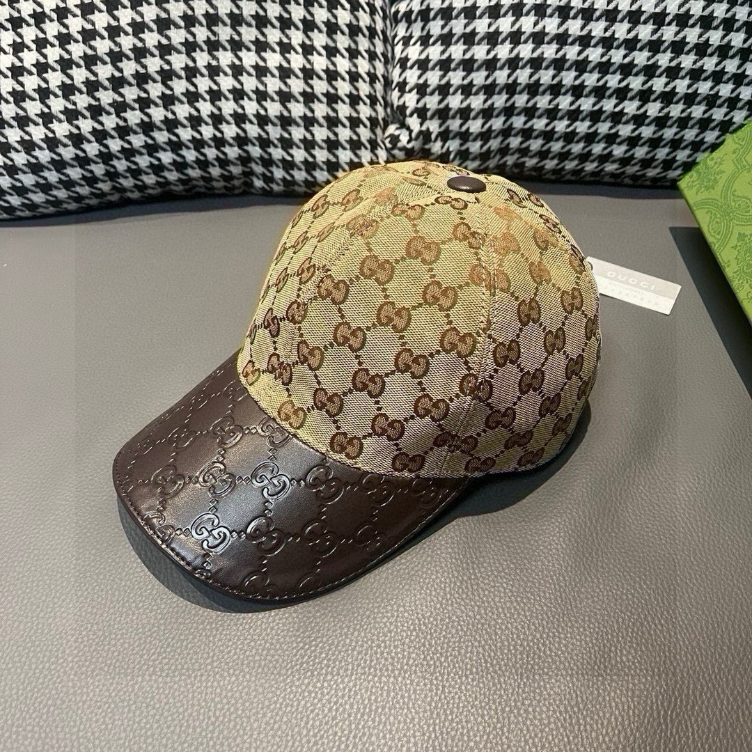 
配盒子布袋，Gucci(古奇)经典原单棒球帽，小双G牛皮拼接，11开模订制，质量超赞！帽檐头层牛皮压花