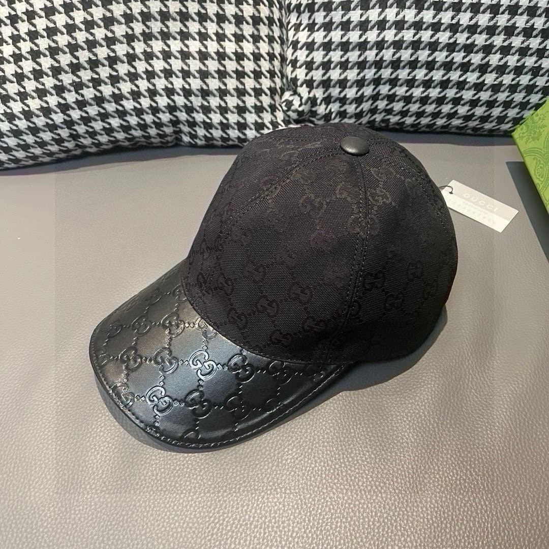 
配盒子布袋，Gucci(古奇)经典原单棒球帽，小双G牛皮拼接，11开模订制，质量超赞！帽檐头层牛皮压花