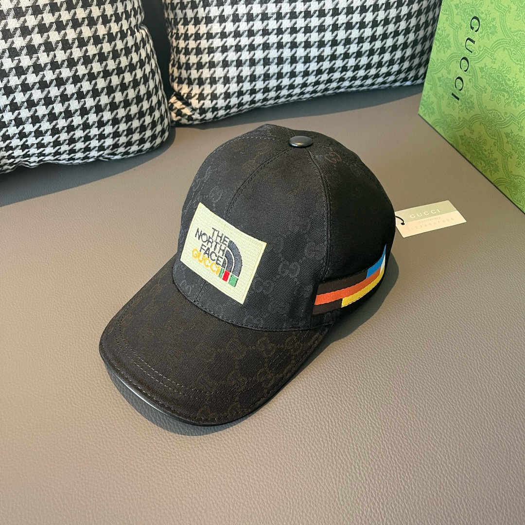 
配盒子布袋，Gucci(古奇)新款原单棒球帽， 北面刺绣！专柜11，进口帆布+头层牛皮，代购热门，男女