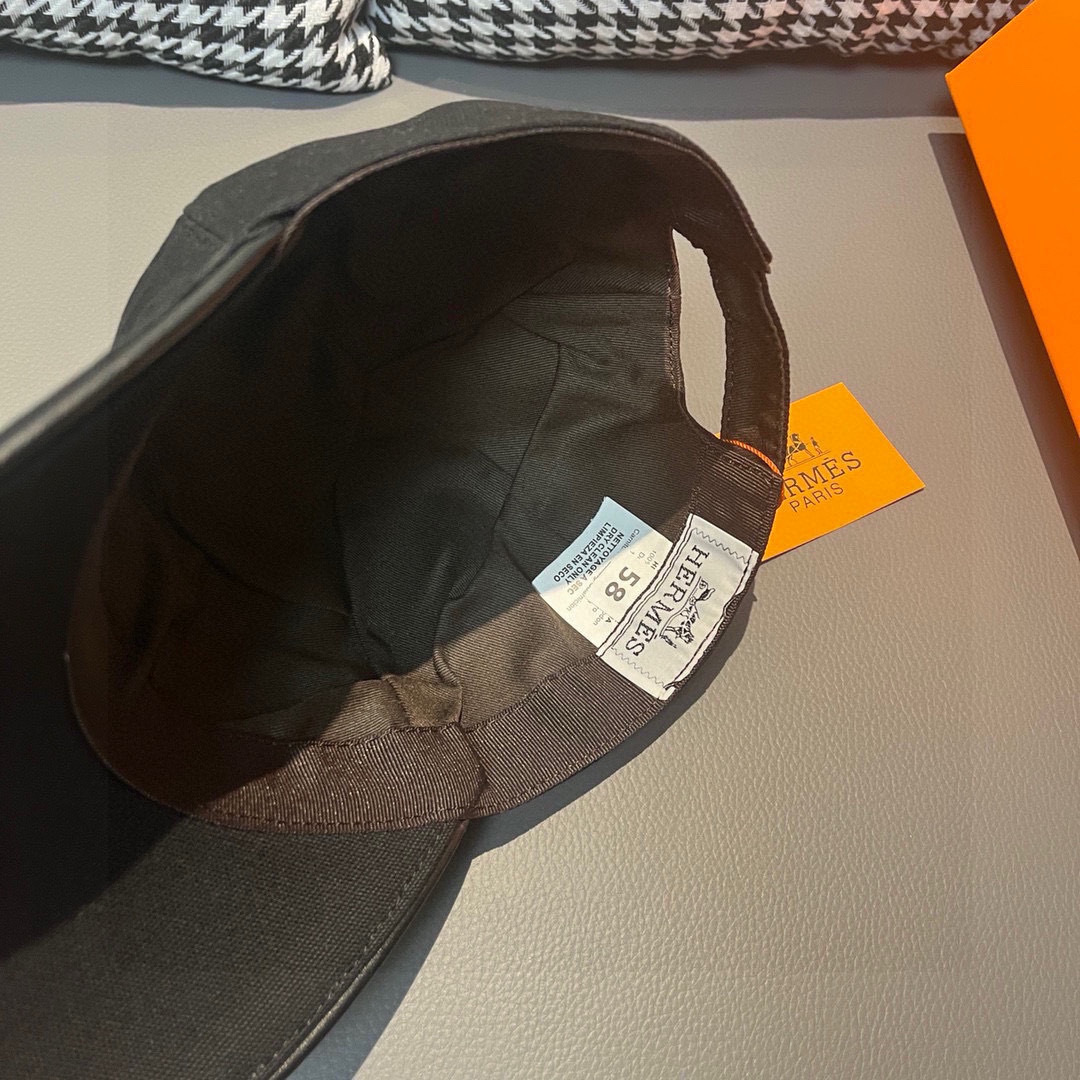 
配盒子布袋，HERMÈS (爱马仕)原单棒球帽，经典H，正品开模订制，原版透气帆布面料+头层牛皮，原厂
