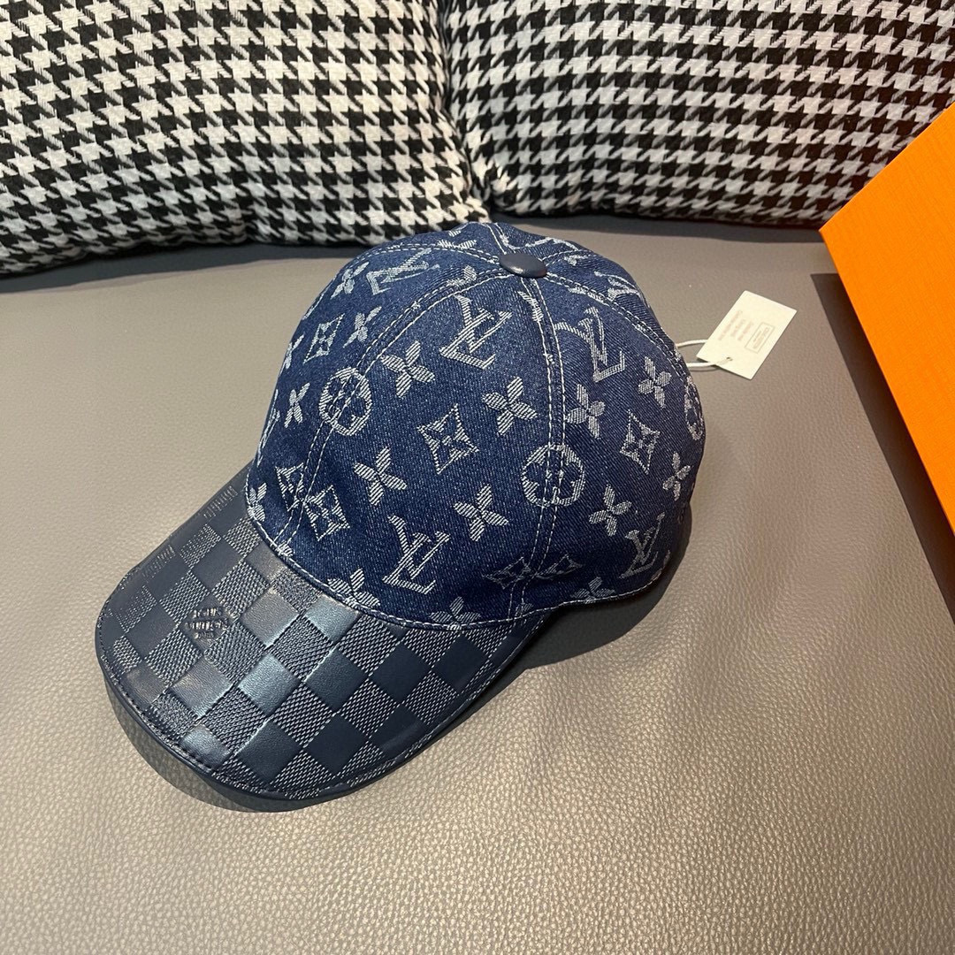 
配盒子布袋，LV(路易威登)新款原单棒球帽，牛皮压花，11开模订制，原版牛仔布料，做工细致完美，质量超