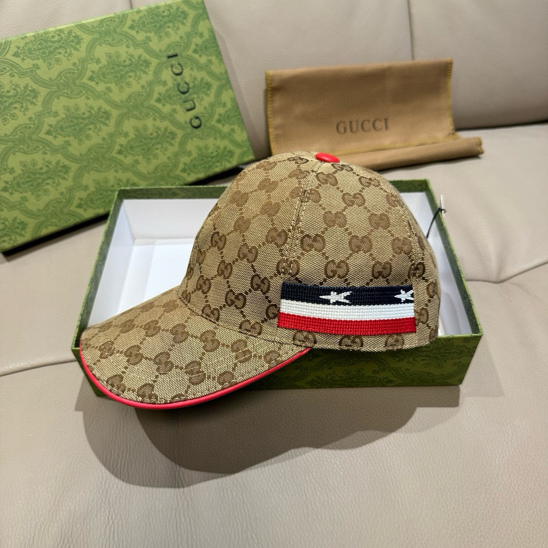 
配盒子布袋，Gucci(古奇)经典原单棒球帽， 五星织带，11开模订制，原版帆布料+头层牛皮，代购热门
