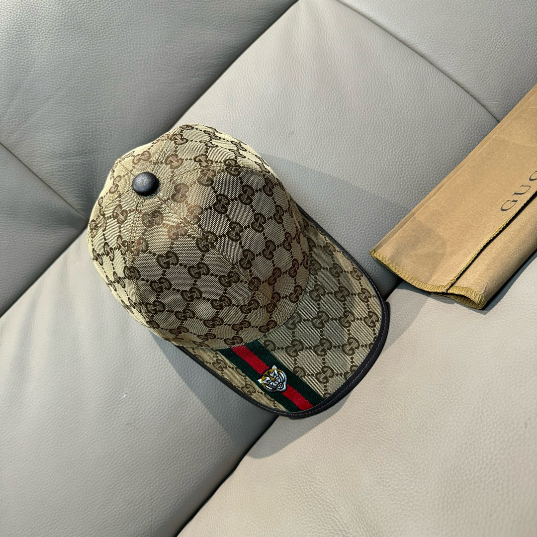 
配盒子布袋，Gucci(古奇)新款原单棒球帽， 虎头织带，11开模订制，重工刺绣，细节可媲美专柜，原版