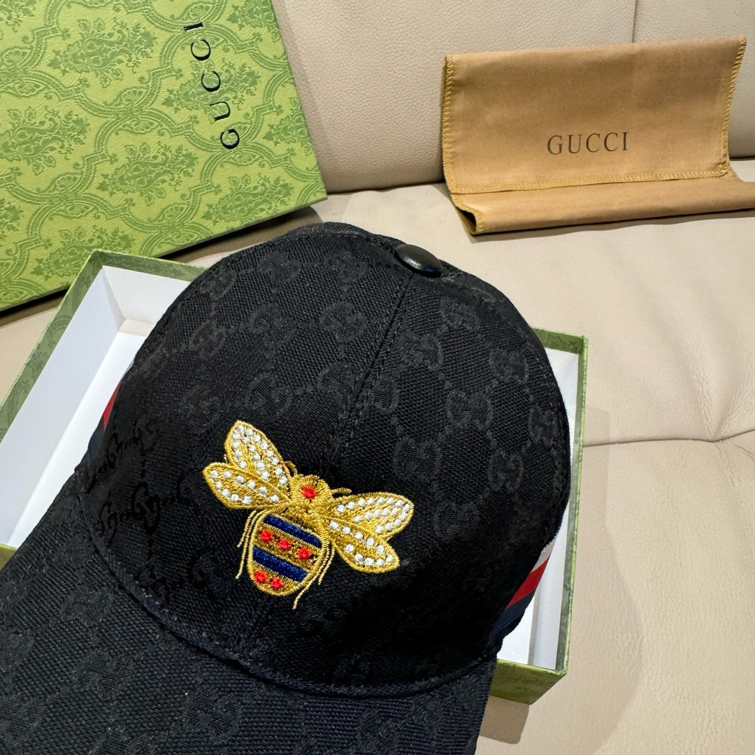 
配盒子布袋，Gucci(古奇)原单棒球帽， 小蜜蜂刺绣，11开模订制，重工刺绣，细节可媲美专柜，原版帆