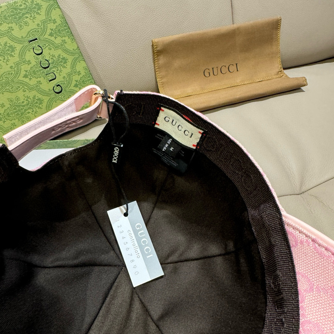 
配盒子布袋，Gucci(古奇)原单棒球帽， 小蜜蜂刺绣，11开模订制，重工刺绣，细节可媲美专柜，原版帆