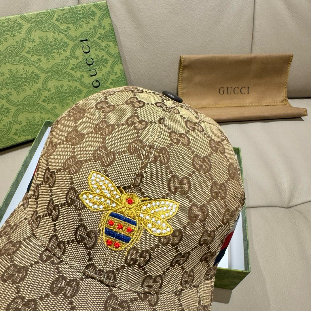 
配盒子布袋，Gucci(古奇)原单棒球帽， 小蜜蜂刺绣，11开模订制，重工刺绣，细节可媲美专柜，原版帆