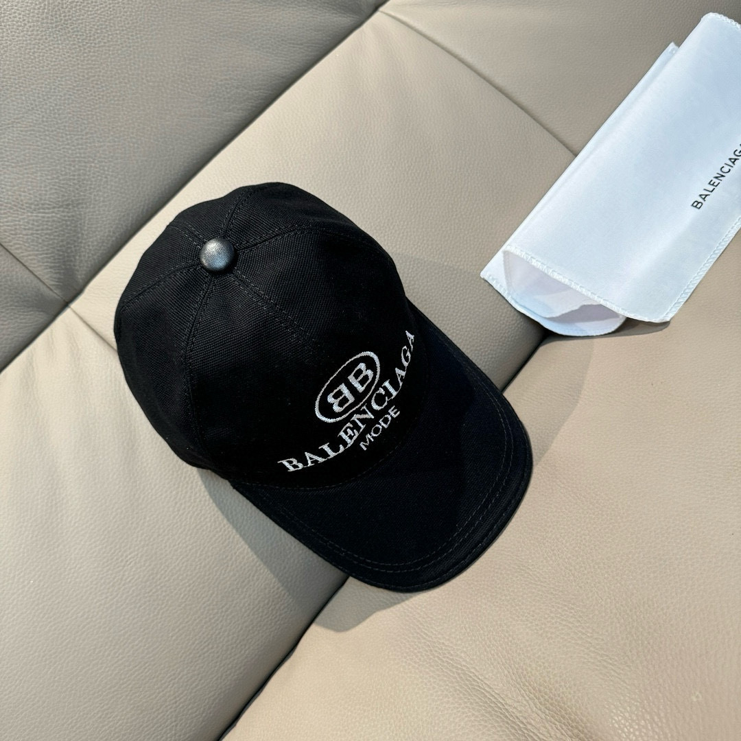 
配盒子布袋，Balenciaga（巴黎世家）新款原单棒球帽，11开模订制，全新立体刺绣，精致无暇！原版