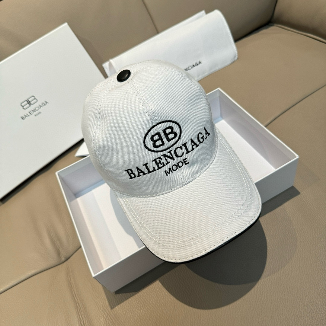 
配盒子布袋，Balenciaga（巴黎世家）新款原单棒球帽，11开模订制，全新立体刺绣，精致无暇！原版