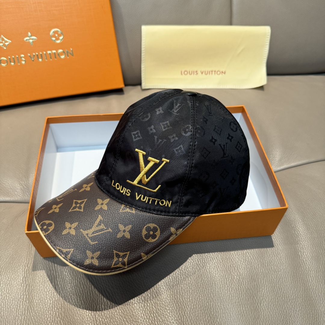 
配盒子布袋，LV(路易威登)新款原单棒球帽，老花拼接，11开模订制，原版印花绸缎面料+专柜老花皮，做工