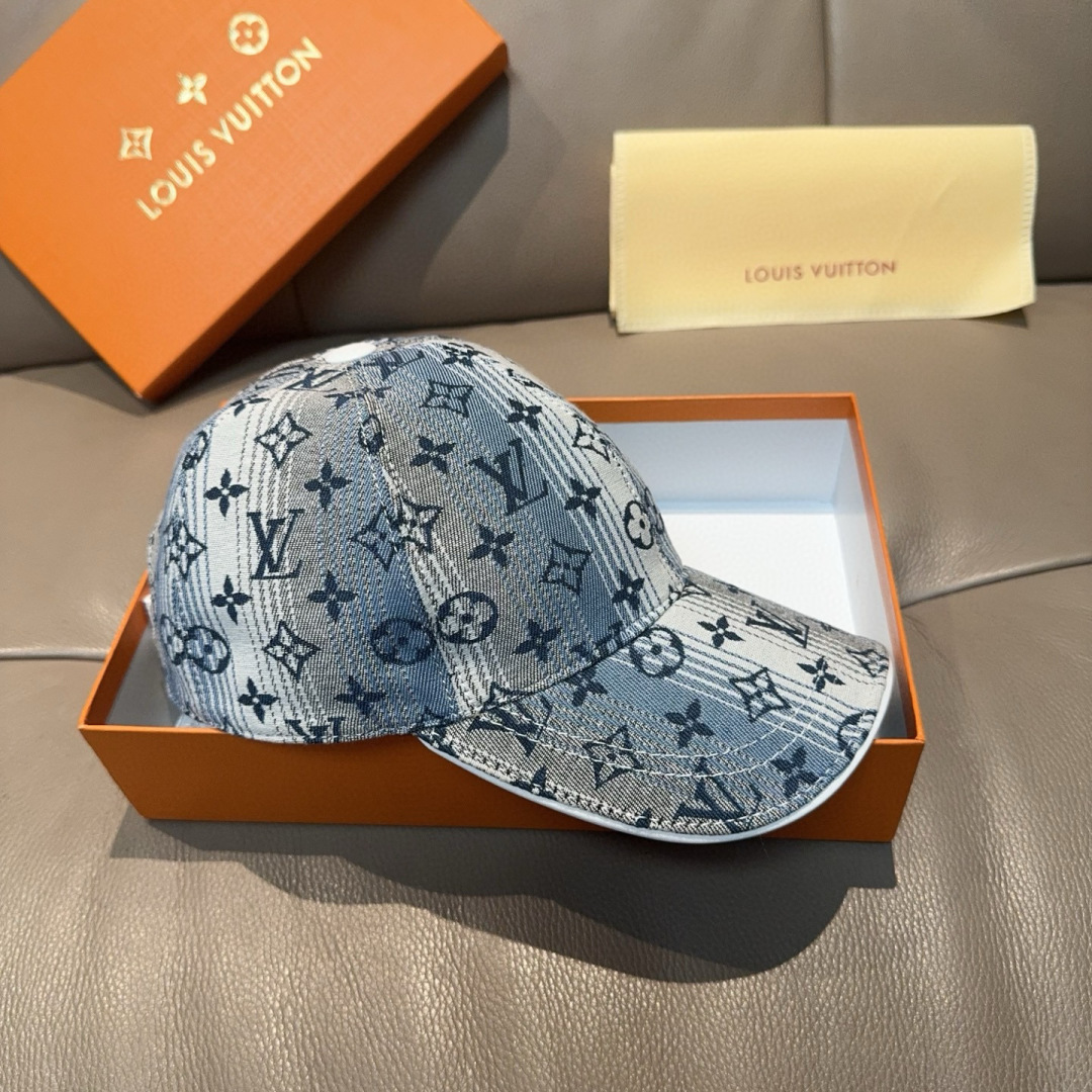 
配盒子布袋，LV路易威登新款原单棒球帽，LV渐变提花，专柜11开模订制，原版帆布面料+头层牛皮，轻盈透
