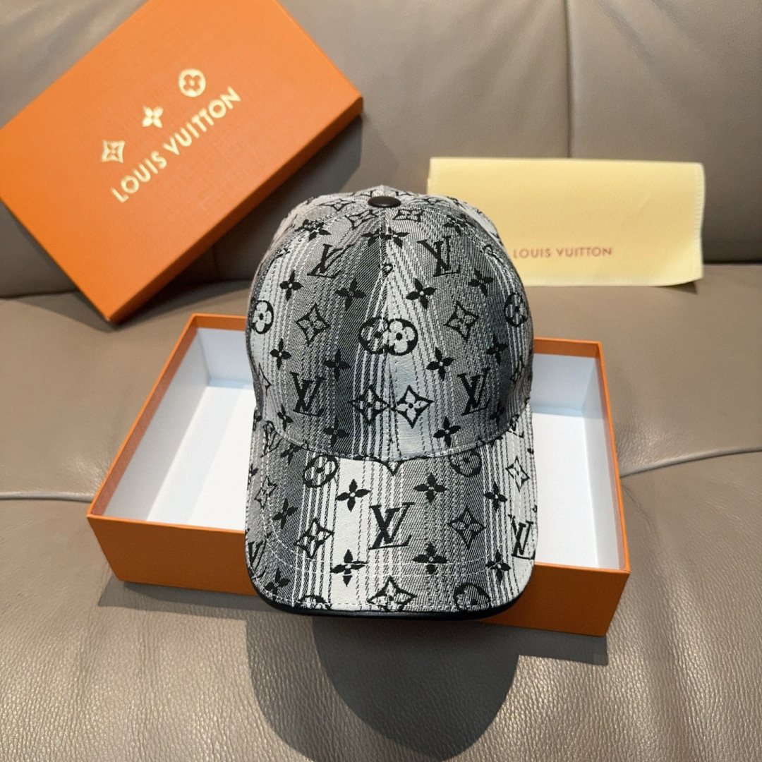 
配盒子布袋，LV路易威登新款原单棒球帽，LV渐变提花，专柜11开模订制，原版帆布面料+头层牛皮，轻盈透