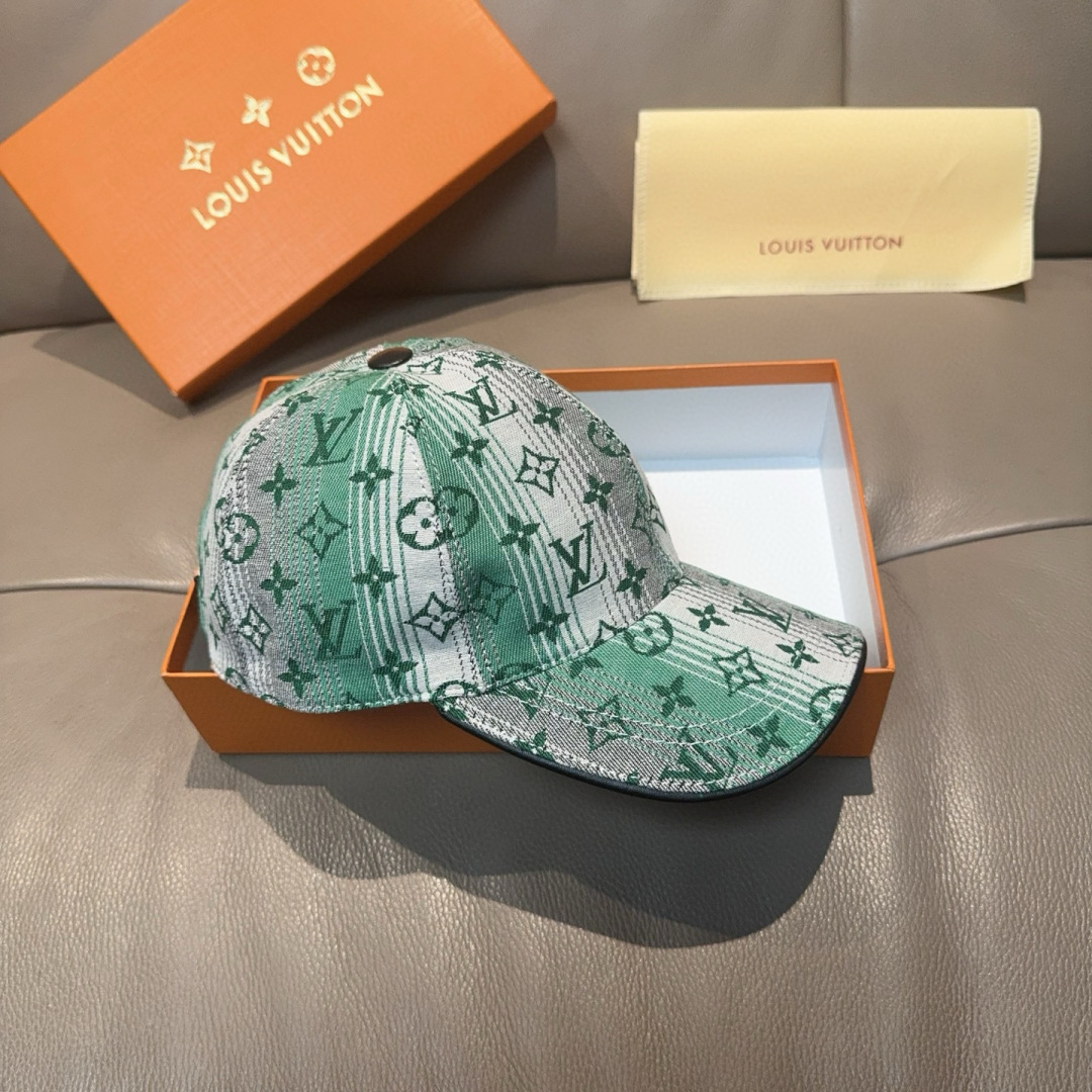 
配盒子布袋，LV路易威登新款原单棒球帽，LV渐变提花，专柜11开模订制，原版帆布面料+头层牛皮，轻盈透