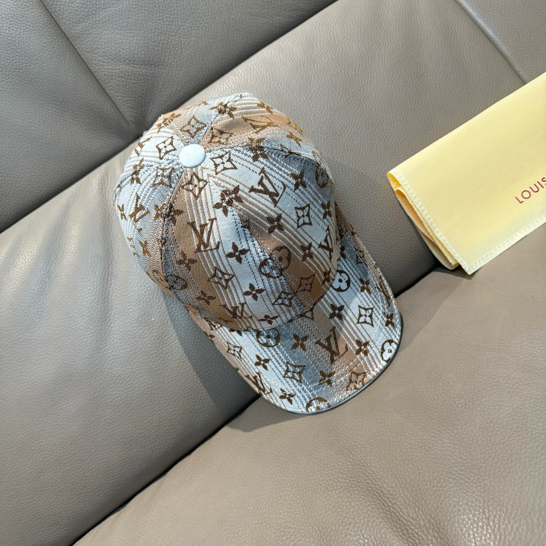 
配盒子布袋，LV路易威登新款原单棒球帽，LV渐变提花，专柜11开模订制，原版帆布面料+头层牛皮，轻盈透