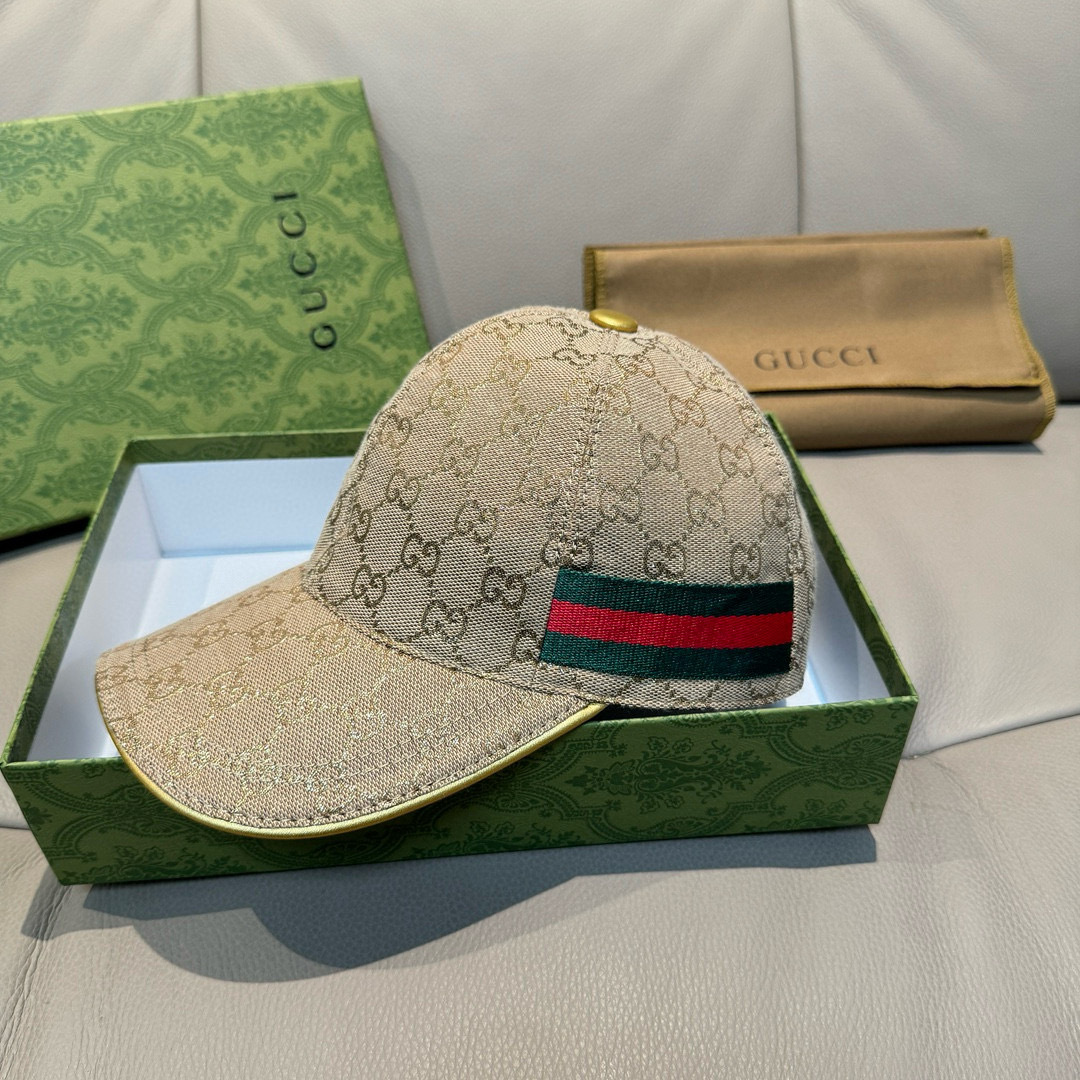 
配盒子布袋，Gucci(古奇)经典原单棒球帽😍😍金丝logo。专柜11开模订制，最高版本，原版帆布料+