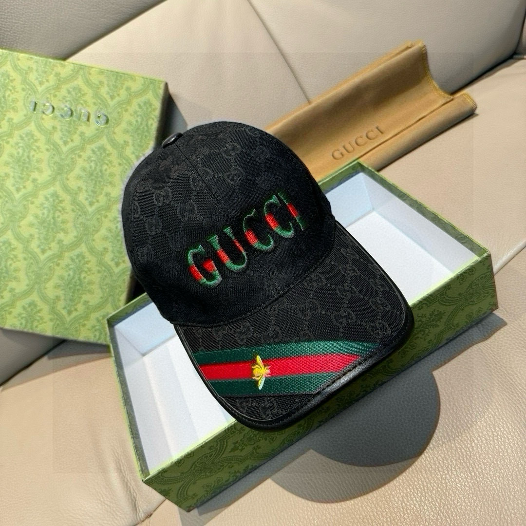 
配盒子布袋，Gucci(古奇)新款原单棒球帽，11开模订制，重工刺绣，细节可媲美专柜，原版帆布料+头层