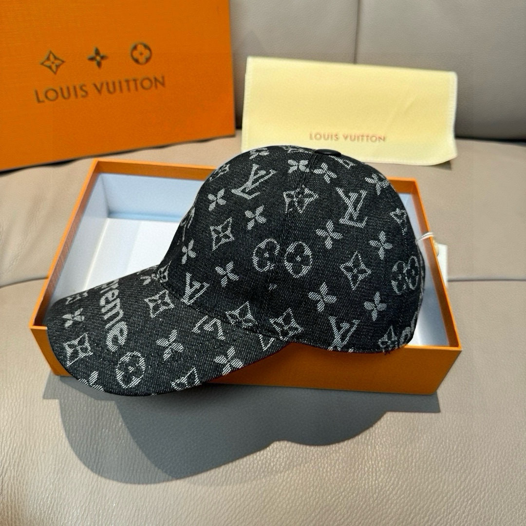 
配盒子布袋，LV*suPreme合作款，爆版原单棒球帽，11开模订制，原版提花牛仔面料+头层牛皮，做工