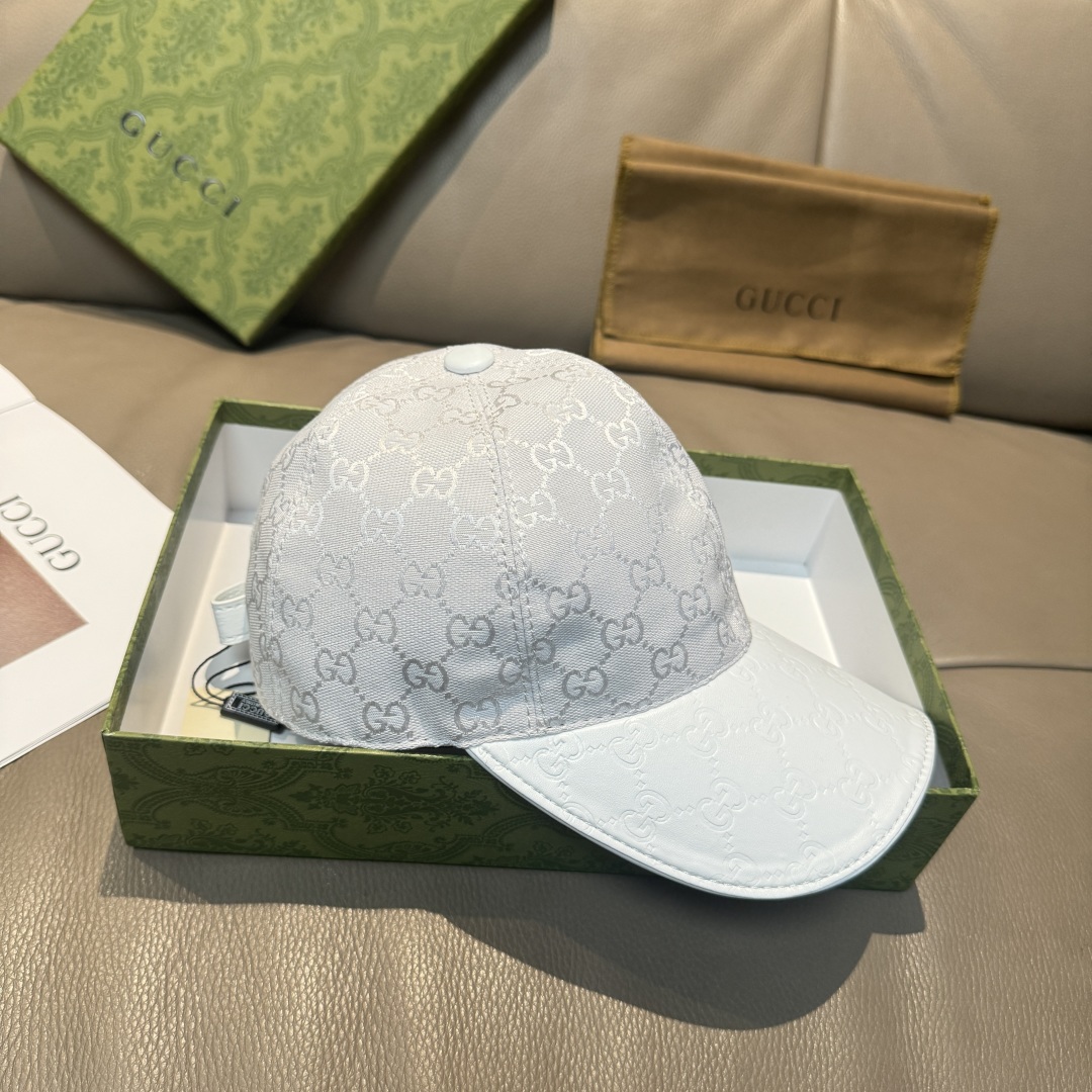 
配盒子布袋，Gucci(古奇)经典原单棒球帽，小双G牛皮拼接，11开模订制，质量超赞！帽檐头层牛皮压花