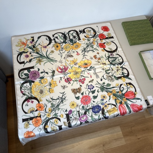Gucci Floral Print Silk Scarf,90x90cm - Elegant and Versatile Accessory 1 Gucci Floral Print Silk Scarf,90x90cm - Elegant and Versatile Accessory