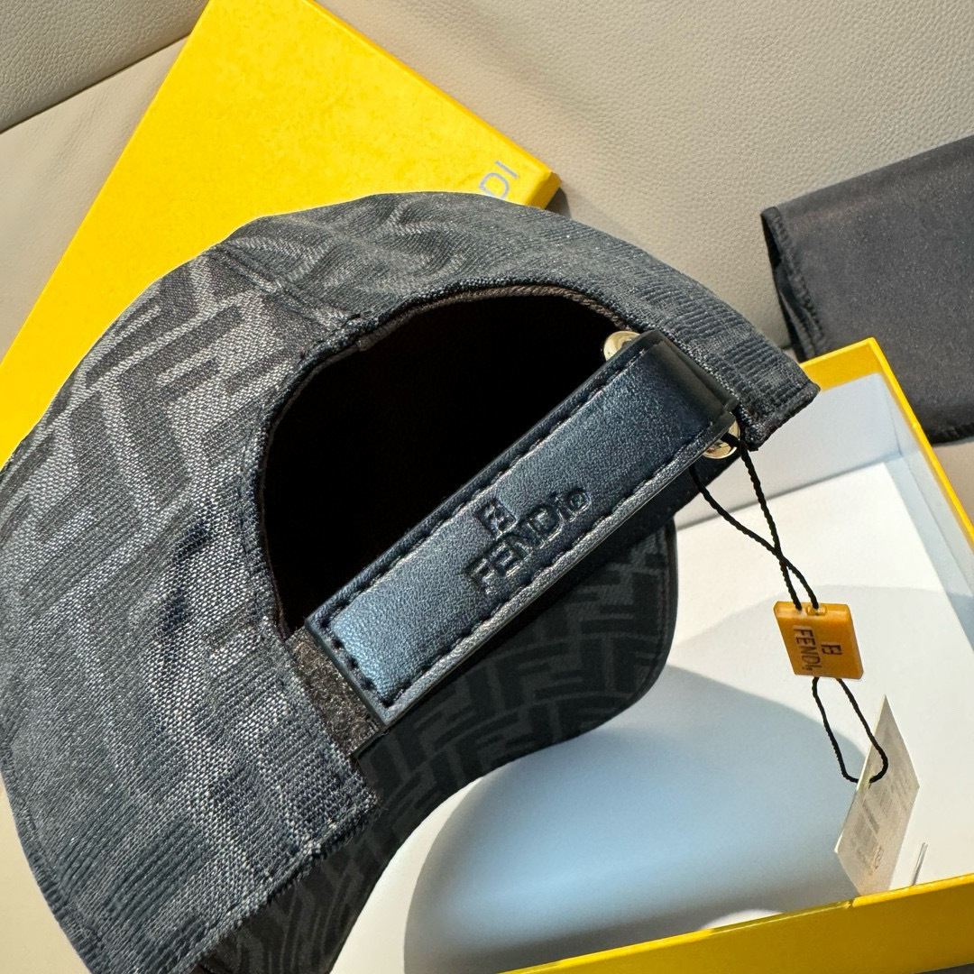 Fendi Baseball Cap with FF Jacquard - Classic Style, Adjustable Fit 9 cmp i1748258206980 8099 0 7