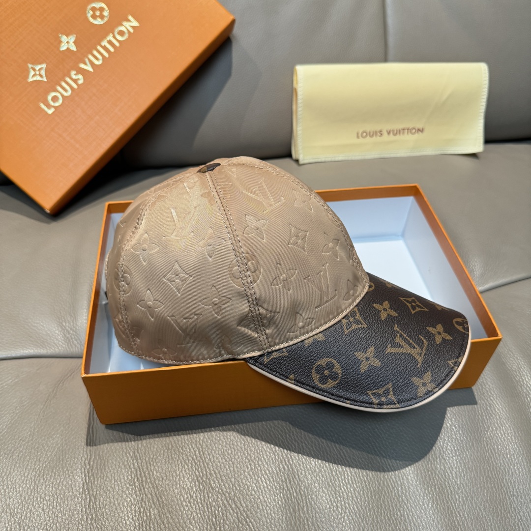Louis Vuitton Baseball Cap - Classic Design, Floral Pattern, Adjustable Fit 4 cmp i1748258302278 5412 0 2