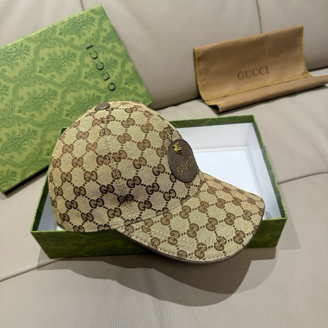 Gucci Classic Baseball Cap with Tiger Head Patch, Adjustable Fit 4 cmp i1748344684251 364 0 2