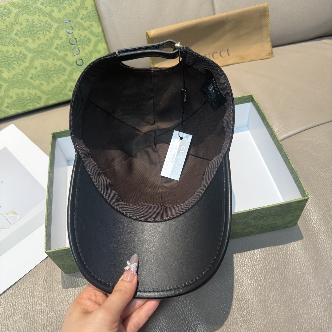 Adidas x Gucci Collaboration Baseball Cap - Stylish Limited Edition 8 cmp i1749044647459 4325 0 6