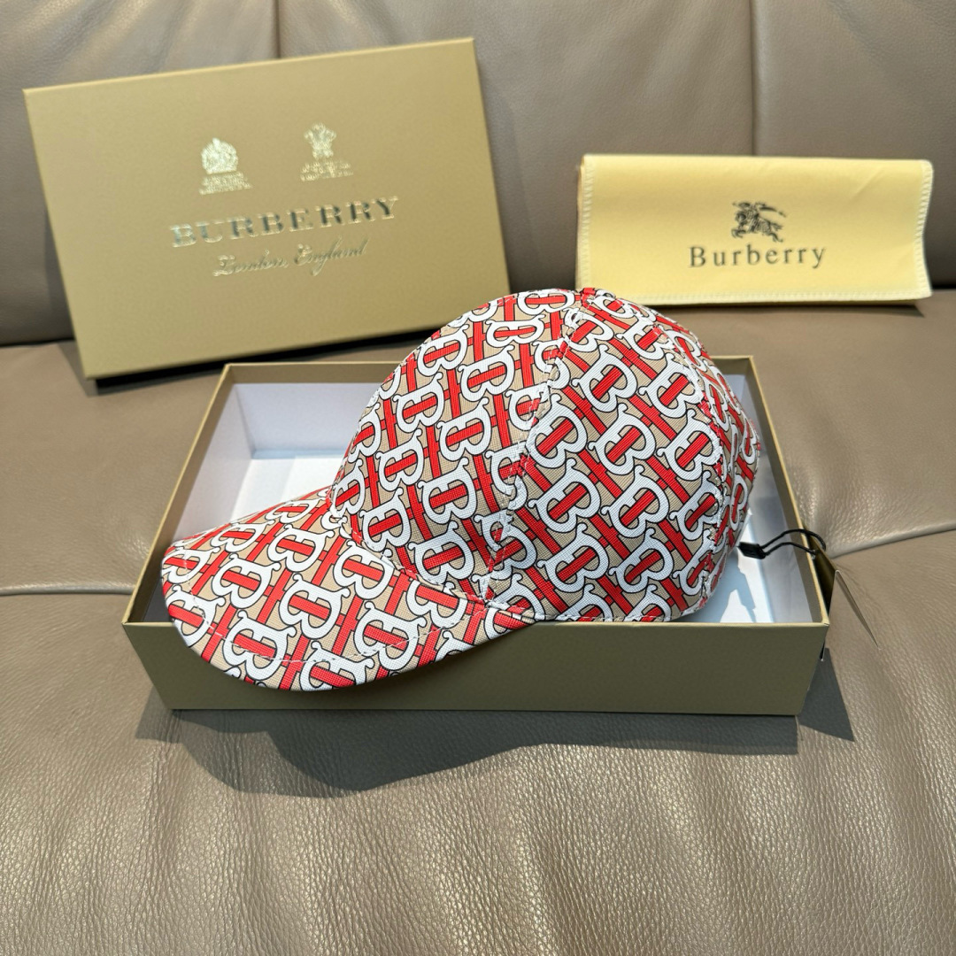 NO:349227,Package with box bags, Burberry's new baseball cap, authentic mold customization, brand new TB pattern, original PU printed fabric, delicate workmanship, original quality, exclusive physical shooting, hand speed!  Hat straw hat fisherman hat baseball hat, hat, burberry, burberry, espadrilles, hats批 配盒子布袋,Burberry（巴宝莉）新款棒球帽,正品开模订制,全新TB图纹,原版PU印花面料,做工细致无瑕,原厂品质,独家实物拍摄,拼手速哦！帽子草帽渔夫帽棒球帽,帽子,burberry,burberry,espadrilles,hats,hat