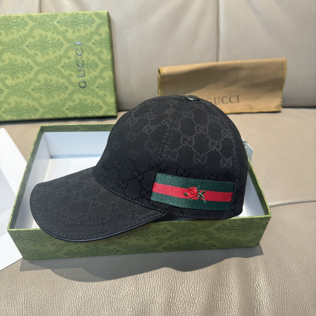 NO:349443,Package with box cloth bag, Gucci classic original single baseball cap, flower webbing, 1:1 mold opening customization for counter, highest version, original canvas + top layer cowhide, light and breathable!  Real-life photography, all-matched for men and women in all seasons, basic head circumference 56, patch adjustable. Hats, straw hats, fisherman hats, baseball hats, hats, gucci, espadrilles, cowhide, hats批 配盒子布袋,Gucci(古奇)经典原单棒球帽,鲜花织带,专柜1:1开模订制,最高版本,原版帆布料+头层牛皮,轻盈透气！实物拍摄,四季百搭男女适用,基础头围56,贴片可调节.帽子草帽渔夫帽棒球帽,帽子,gucci,espadrilles,cowhide,hats,hat