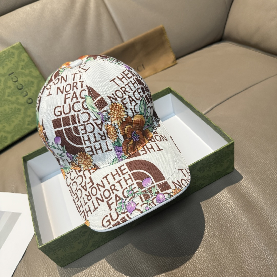 NO:352900,Package with box cloth bag, Gucci new original single baseball cap, Gucci north print, counter 1:1, imported canvas + top layer cowhide, popular purchasing agent, versatile styles available for men and women, excellent quality!  Base head circumference 56, patch adjustable. Hat Straw Hat Fisherman's Hat Baseball Hat, Hats, Gucci, The North Face, espadrilles, cowhide, hats批 配盒子布袋,Gucci(古奇)新款原单棒球帽, Gucci北面印花,专柜1:1,进口帆布+头层牛皮,代购热门,男女可用百搭款,质量超赞！基础头围56,贴片可调节.帽子草帽渔夫帽棒球帽,帽子,gucci,The North Face,espadrilles,cowhide,hats,hat