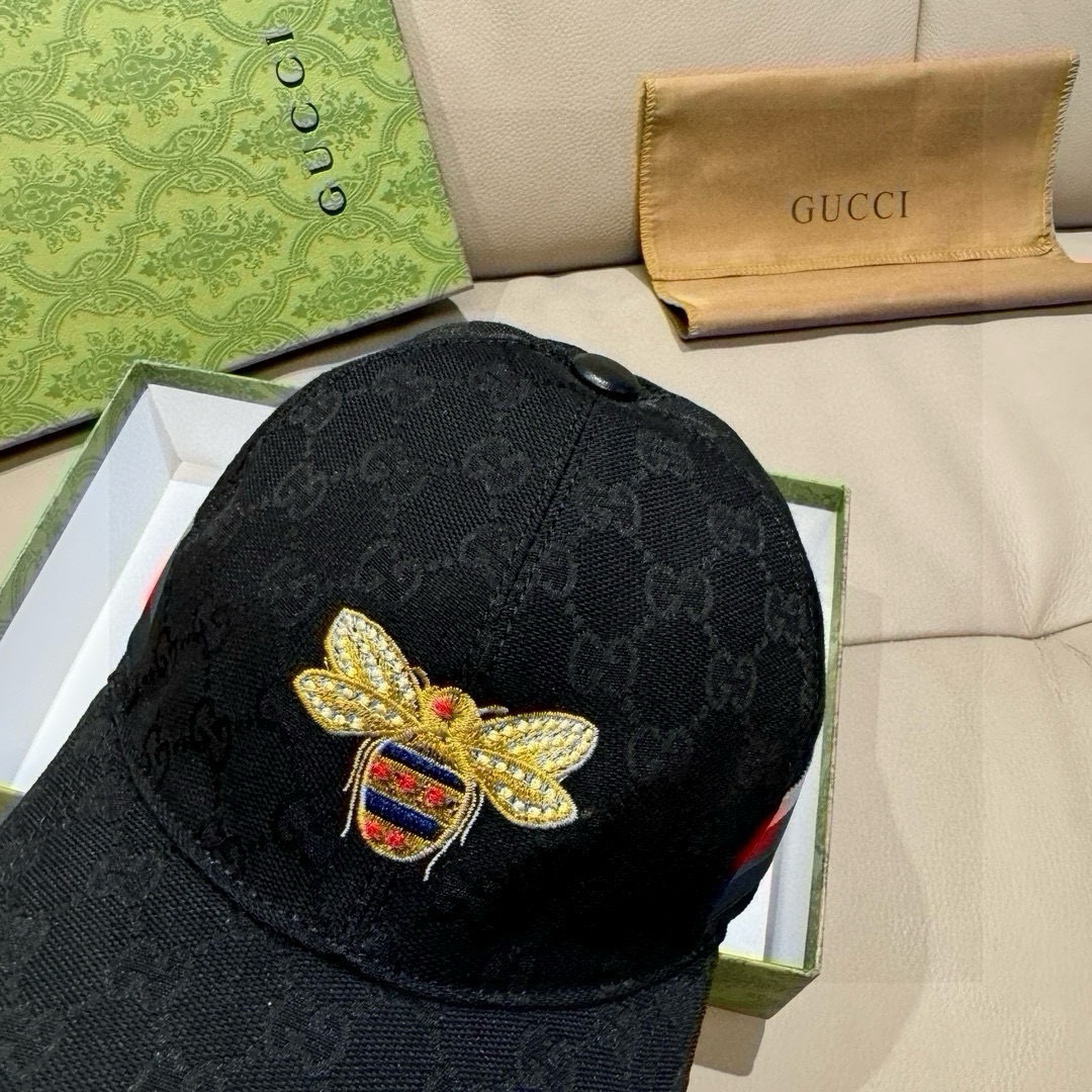 
配盒子布袋，Gucci(古奇)原单棒球帽， 小蜜蜂刺绣，11开模订制，重工刺绣，细节可媲美专柜，原版帆