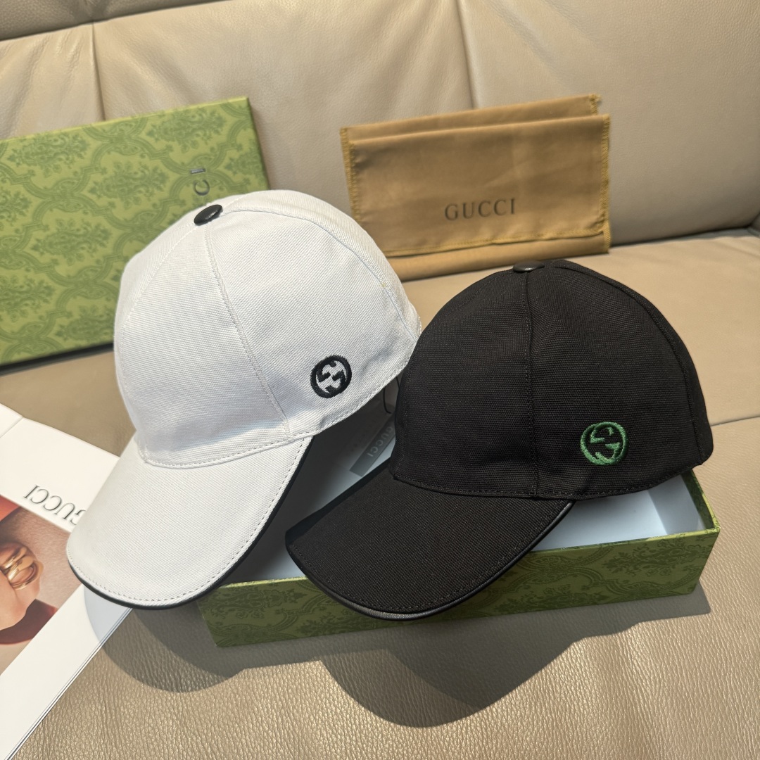 
火爆新款回货！
配盒子布袋，Gucci(古奇)最新款原单棒球帽，双G小刺绣，专柜11开模订制，专柜售价