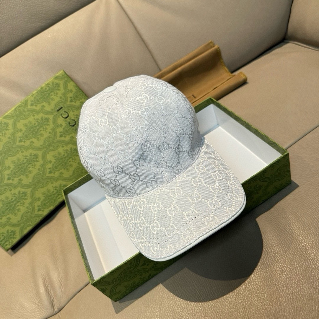 NO:357540,Buy, ten thousand years of classic models shipped!  With box cloth bag, Gucci classic original single baseball cap counter 1:1 open mold customization, the highest version, original canvas + top layer cowhide, light and breathable!  Real-life photography, all-matched for men and women in all seasons, basic head circumference 56, patch adjustable. Hats, straw hats, fisherman hats, baseball hats, hats, gucci, espadrilles, cowhide, hats批 万年经典款出货！ 配盒子布袋,Gucci(古奇)经典原单棒球帽专柜1:1开模订制,最高版本,原版帆布料+头层牛皮,轻盈透气！实物拍摄,四季百搭男女适用,基础头围56,贴片可调节.帽子草帽渔夫帽棒球帽,帽子,gucci,espadrilles,cowhide,hats,hat