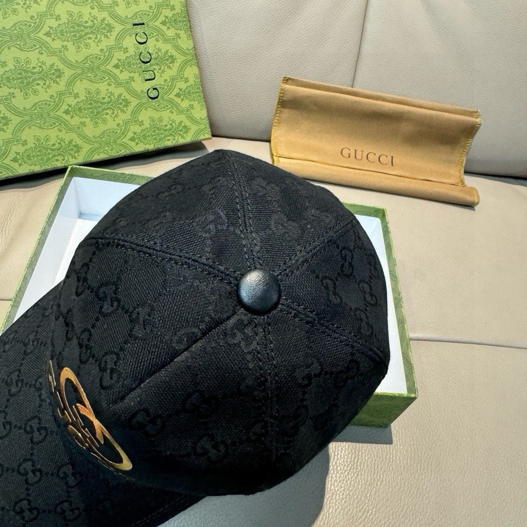 Gucci Classic Baseball Cap with Gold GG Logo - Adjustable Fit 6 cmp i1753612845259 1996 0 4