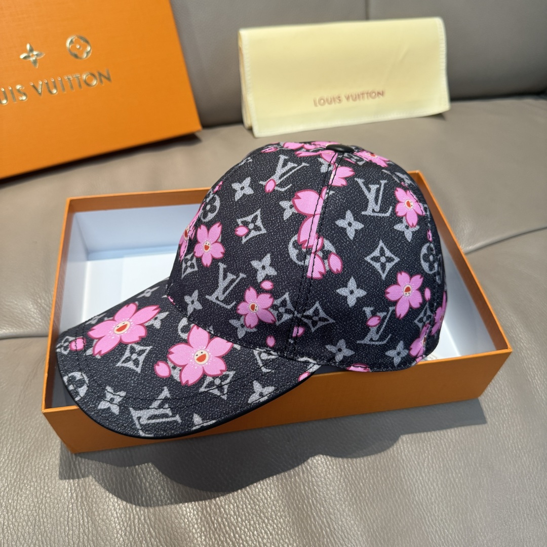 
LV x TM MONOGRAM CHERRY BLOSSOM 印花棒球帽出货啦