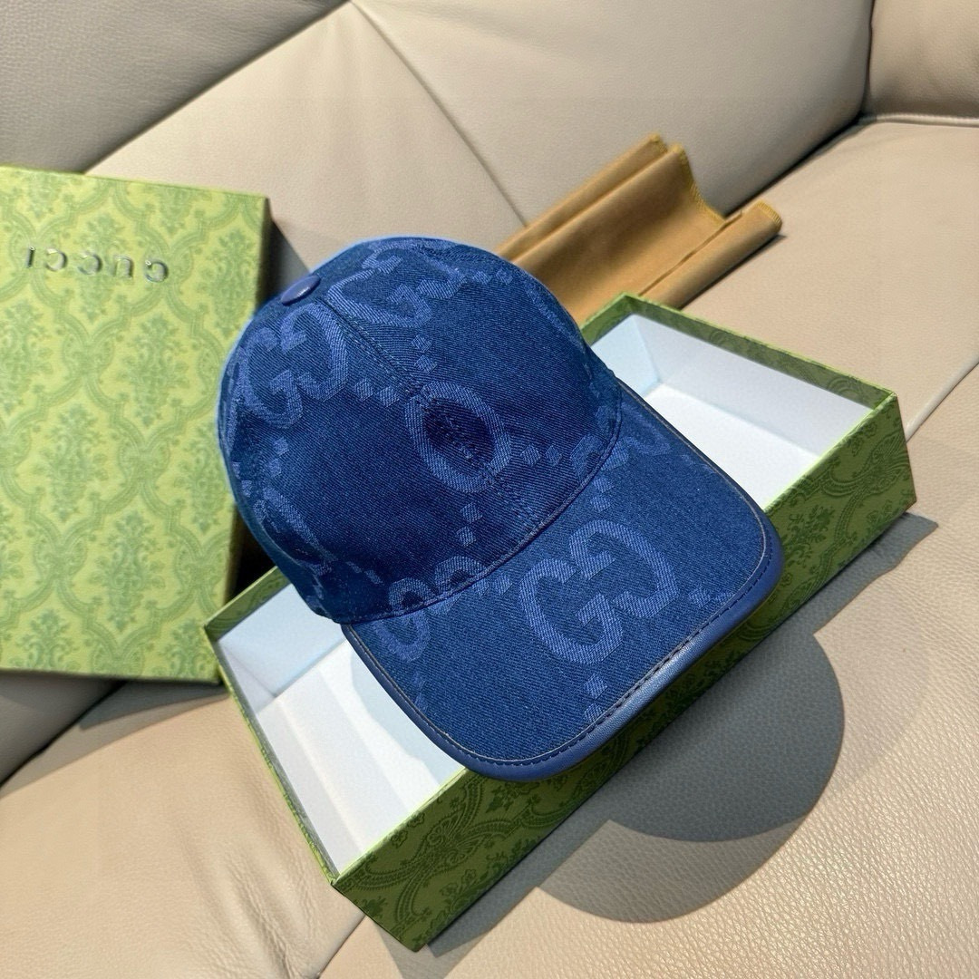 
配包装布袋，Gucci古奇新款原单棒球帽， 大双G，专柜11开模订制，完美对花，原版帆布面料+头层牛皮