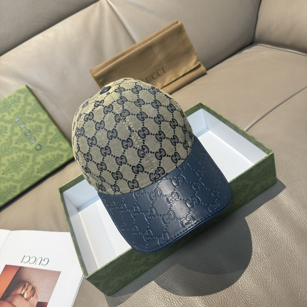 
配盒子布袋，Gucci(古奇)经典原单棒球帽，小双G牛皮拼接，11开模订制，质量超赞！帽檐头层牛皮压花