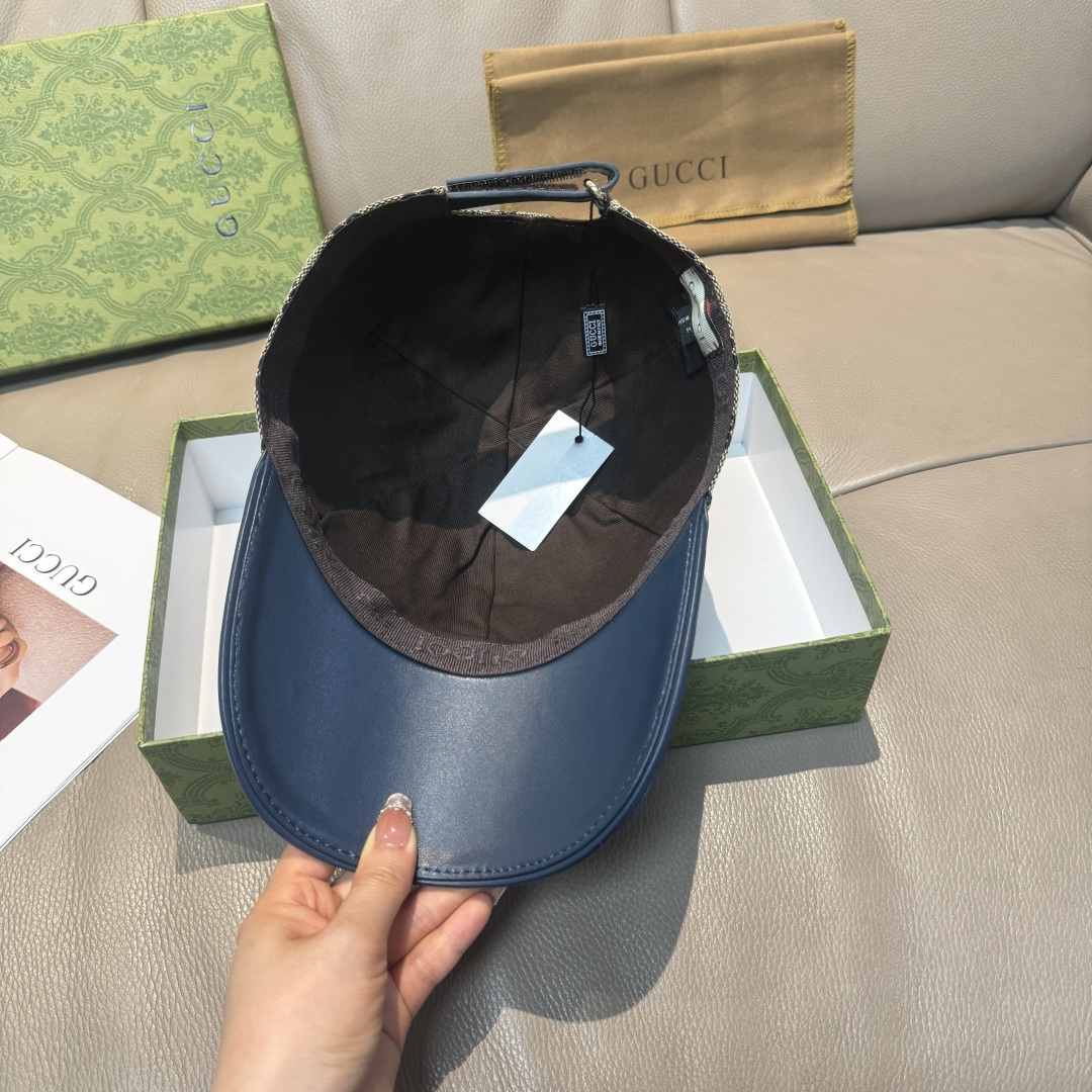 
配盒子布袋，Gucci(古奇)经典原单棒球帽，小双G牛皮拼接，11开模订制，质量超赞！帽檐头层牛皮压花
