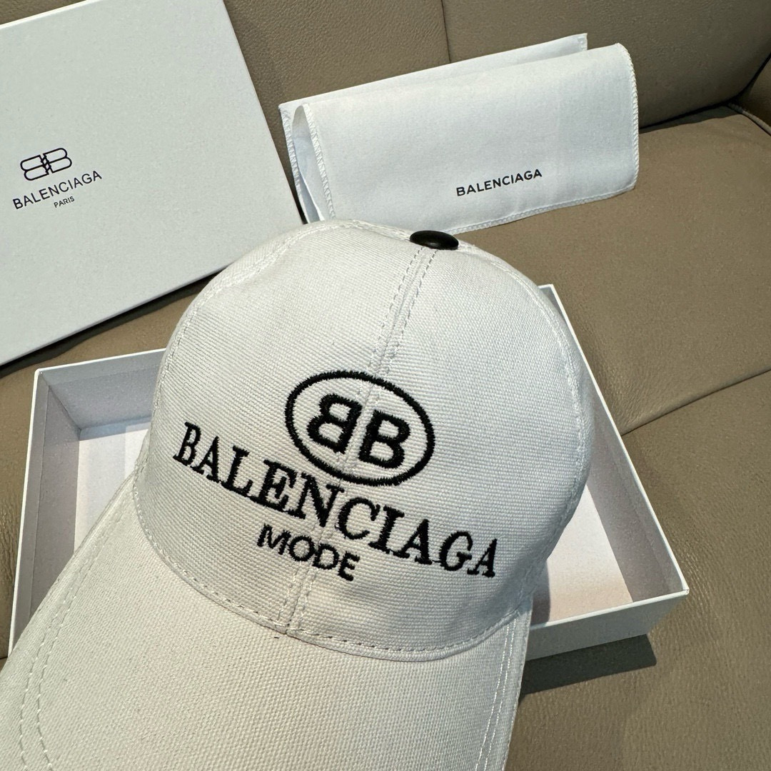 
配盒子布袋，Balenciaga（巴黎世家）新款原单棒球帽，11开模订制，全新立体刺绣，精致无暇！原版