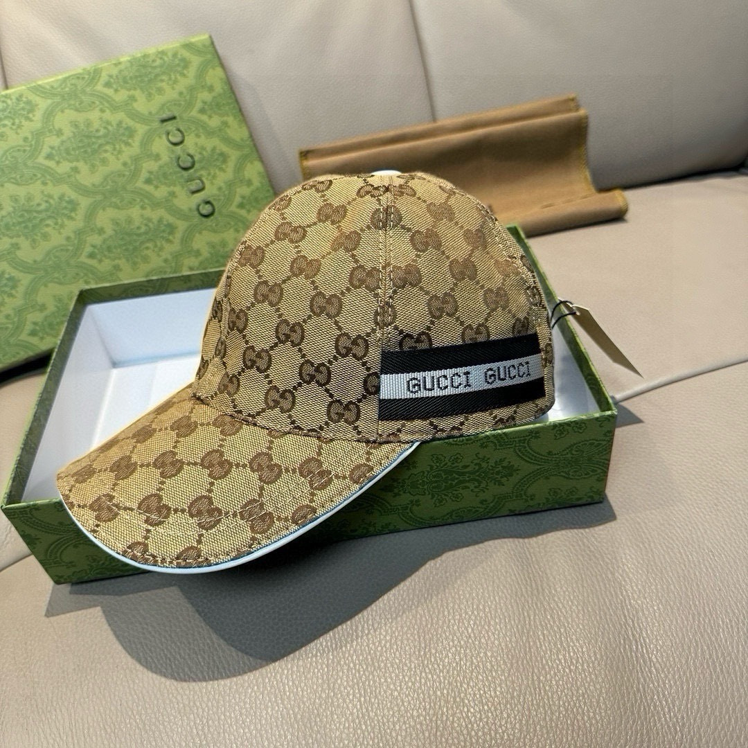 
配盒子布袋，Gucci(古奇)春夏新款原单棒球帽， logo织带，11开模订制，原版帆布料+头层牛皮，
