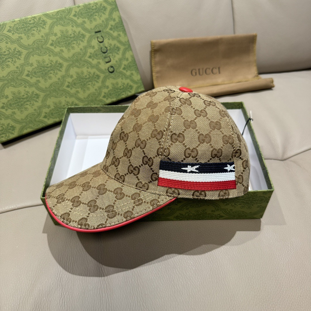 
配盒子布袋，Gucci(古奇)经典原单棒球帽， 五星织带，11开模订制，原版帆布料+头层牛皮，代购热门