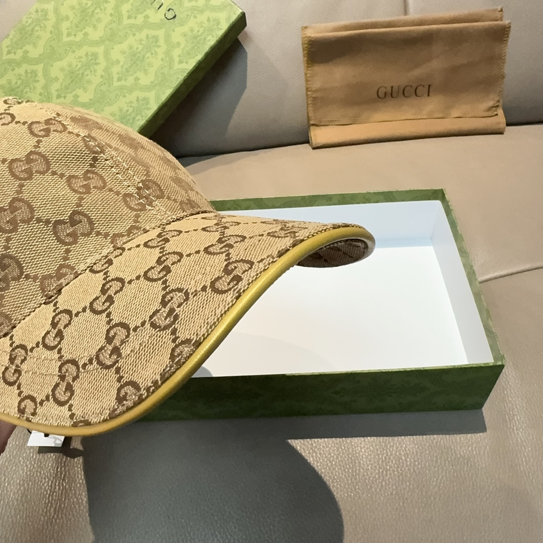 
万年经典款新色出货！
配盒子布袋，Gucci(古奇)经典原单棒球帽😍😍专柜11开模订制，最高版本，原版
