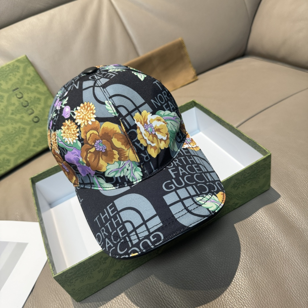 
配盒子布袋，Gucci(古奇)新款原单棒球帽， Gucci北面印花，专柜11，进口帆布+头层牛皮，代购