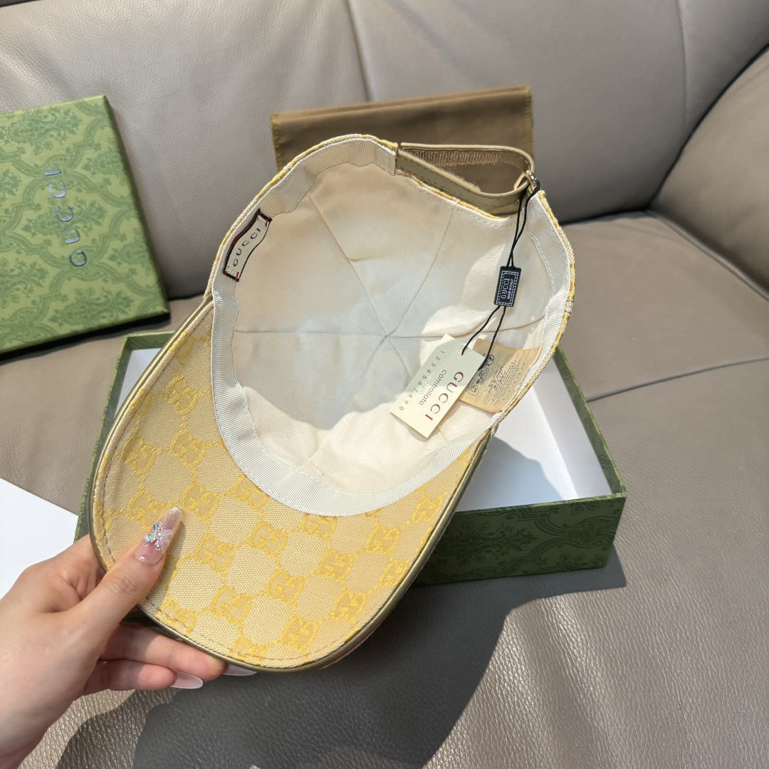 
配包装布袋，Gucci(古奇)新款原单棒球帽， 金属小双G，专柜最新款，11开模订制，正版开模五金，原